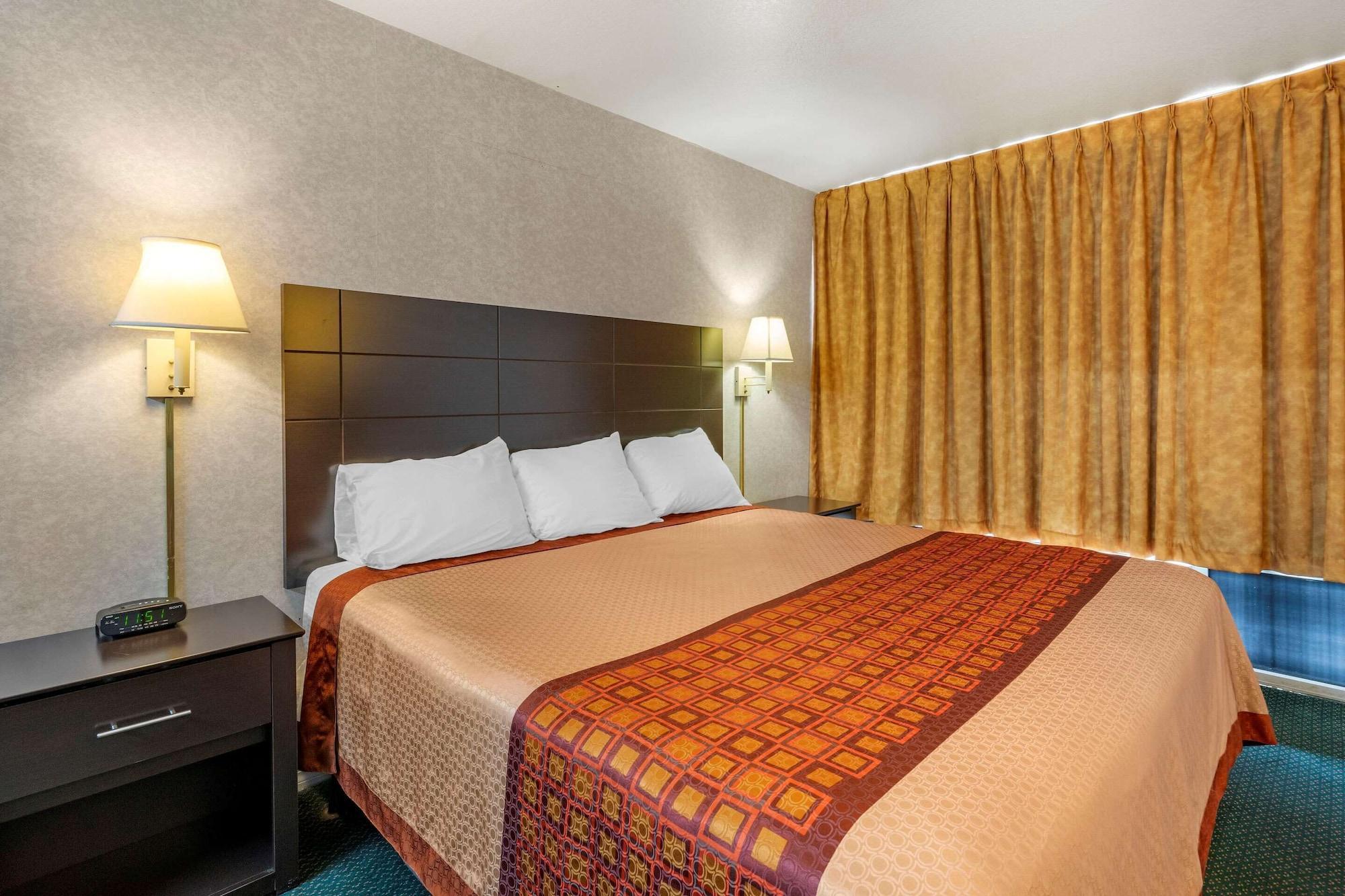Rodeway Inn Clearwater-Largo Bagian luar foto